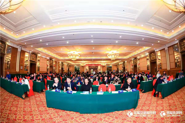 齊掘暖通市場(chǎng) 共贏冷暖商機(jī) 沐威電器亮相慧聰品